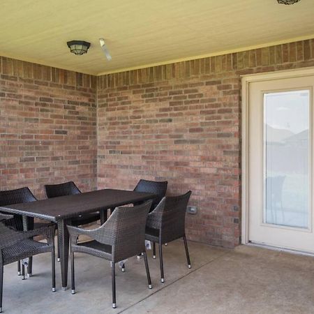 Cheerful 3 Bedroom Home, King Bed, 10 Min From Palo Duro Canyon, Fireplace, Washer Dryer Екстер'єр фото